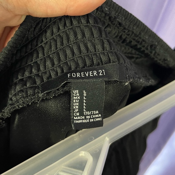 Forever 21 Wide Leg Pleated Pants - Picture 4 of 5